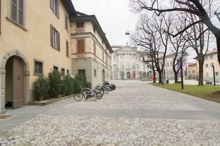 Papavero Accademia Carrara แบร์กาโม ภายนอก รูปภาพ