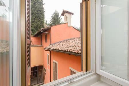 Papavero Accademia Carrara แบร์กาโม ภายนอก รูปภาพ